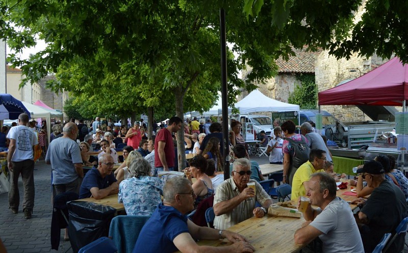 marché nocturne de Talais