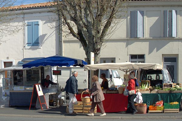 Marché de Villandraut